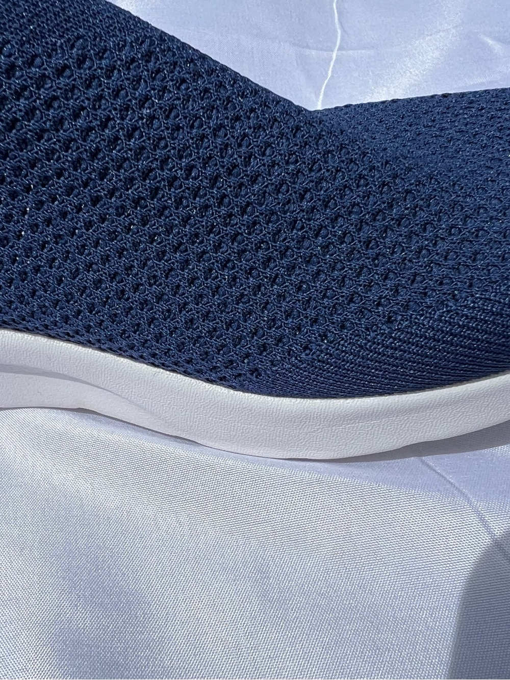 Kolili Sport Navy Slip-On Knit Sneakers NWOT - Picture 4 of 5